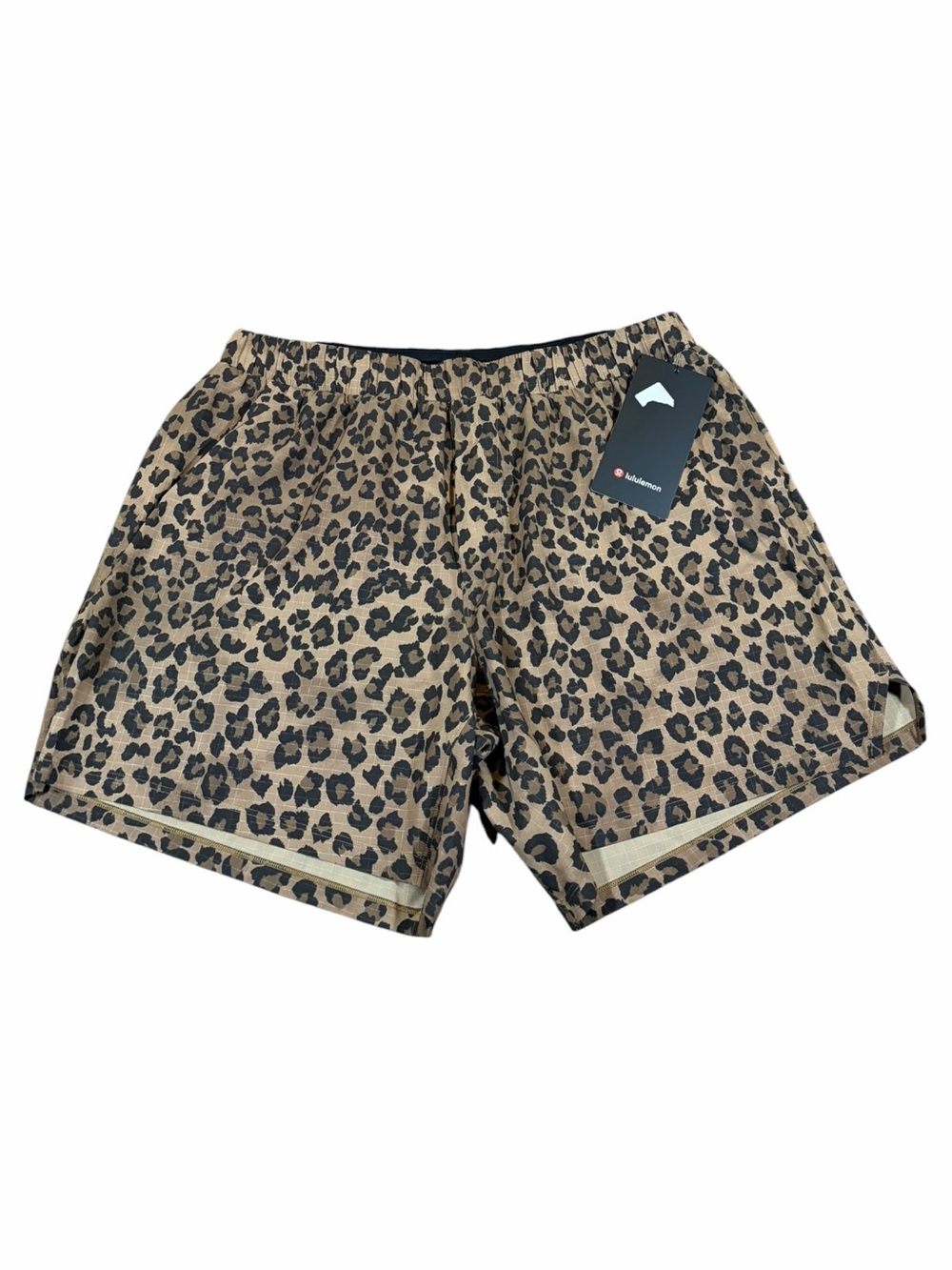 NWT Lululemon Mile Maker Ripstop Linerless Short *6” (True Leopard Multi) Size L